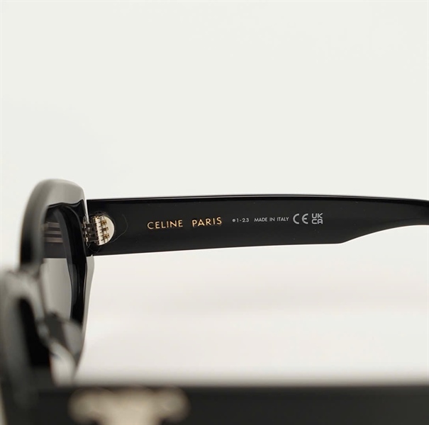 Kính Celine CL40238U đen logo trắng KG+