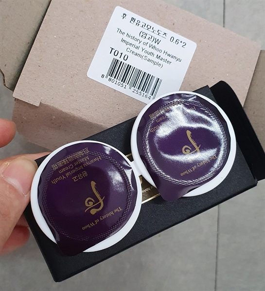 Sample kem dưỡng hlc mini
