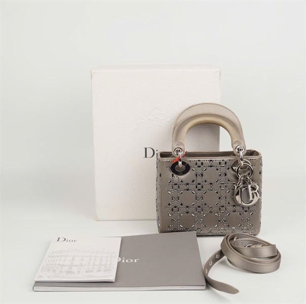 Túi Dior lady màu xám đính cườm size mini +