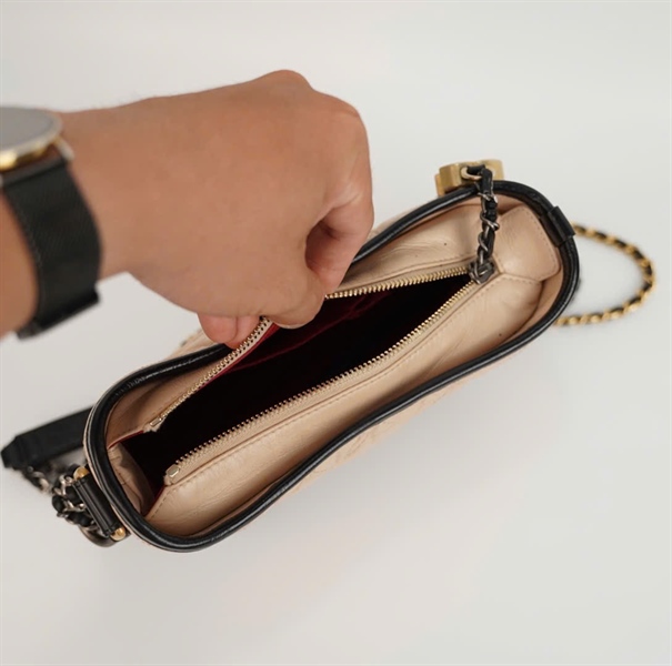 Túi Chanel Gab màu nude phối viền đen (25455169) Size 20 KG+