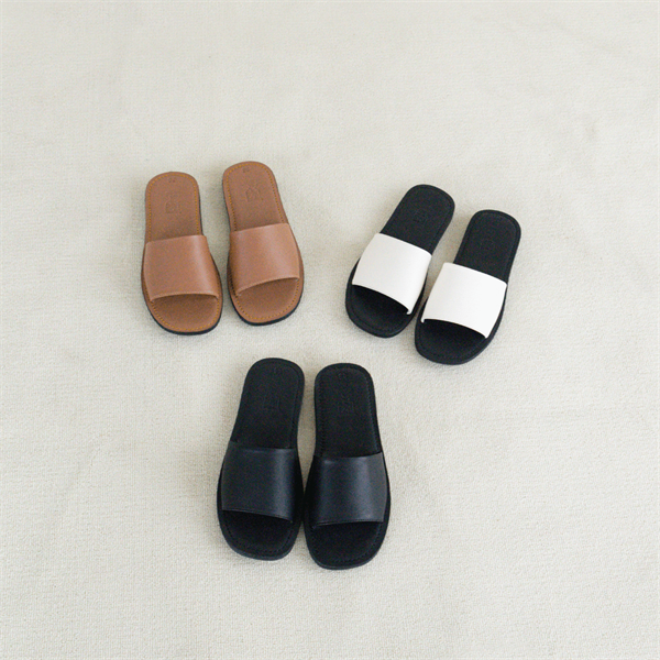 Dép Quai Ngang Kaya Da Thật Unisex