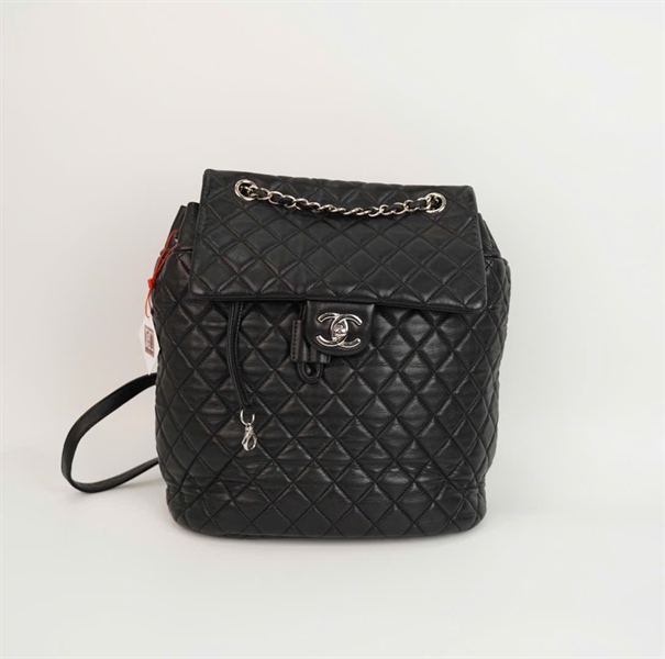Balo Chanel đen có lót form +
