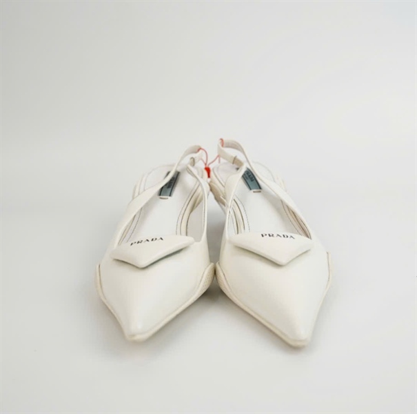 Giày Prada màu trắng cao 3p sz35 +