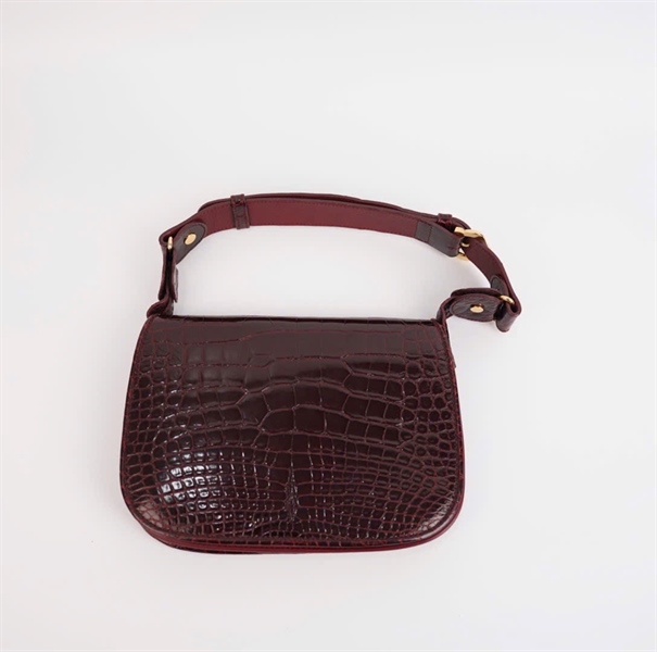 Túi Cartier màu nâu đỏ sz22 KG +