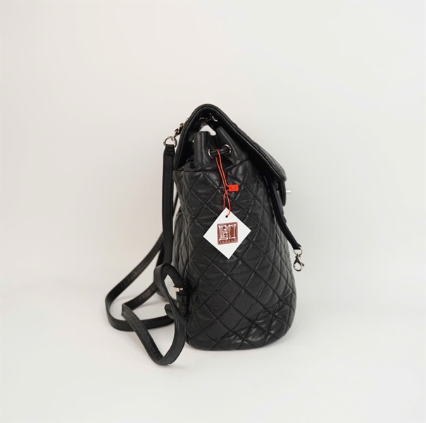 Balo Chanel đen có lót form +