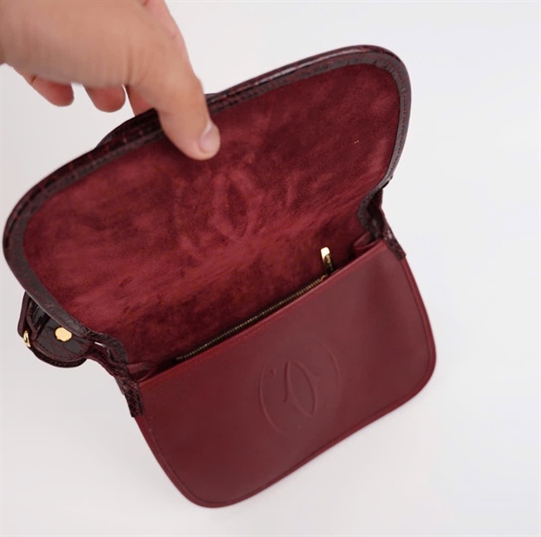 Túi Cartier màu nâu đỏ sz22 KG +