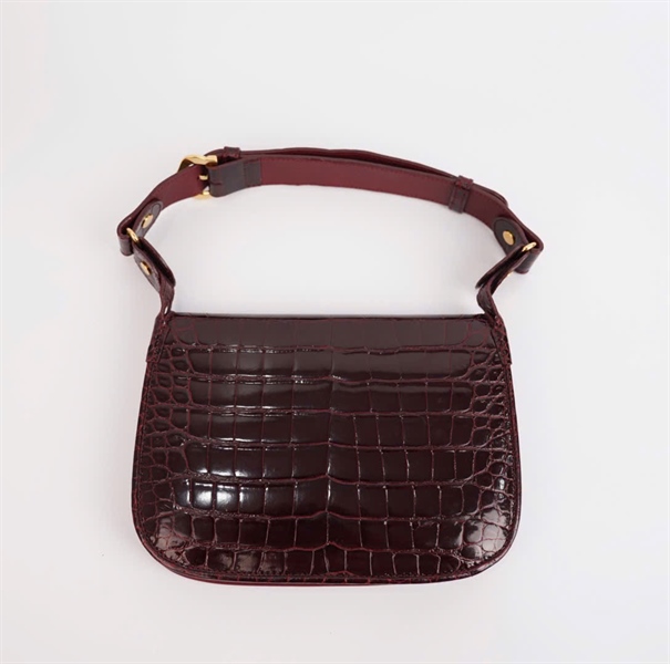 Túi Cartier màu nâu đỏ sz22 KG +