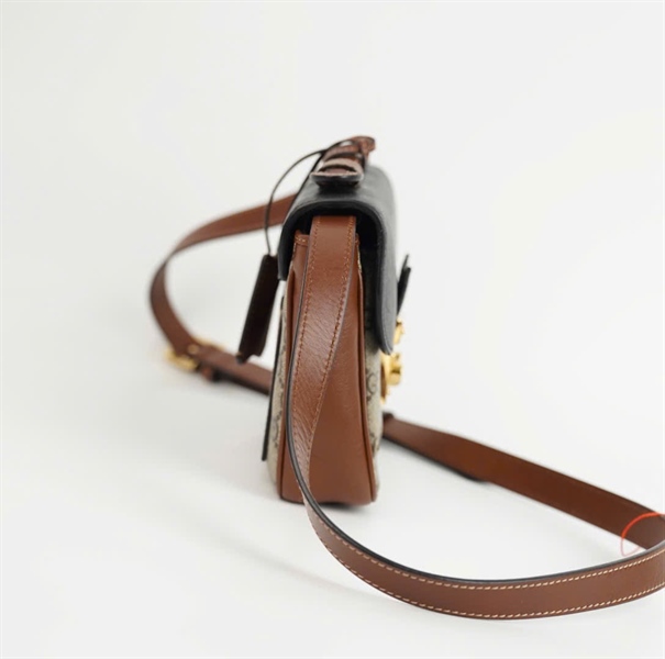 Túi GG Padlock nắp đen viền nâu (2 chìa) sz20 KG+