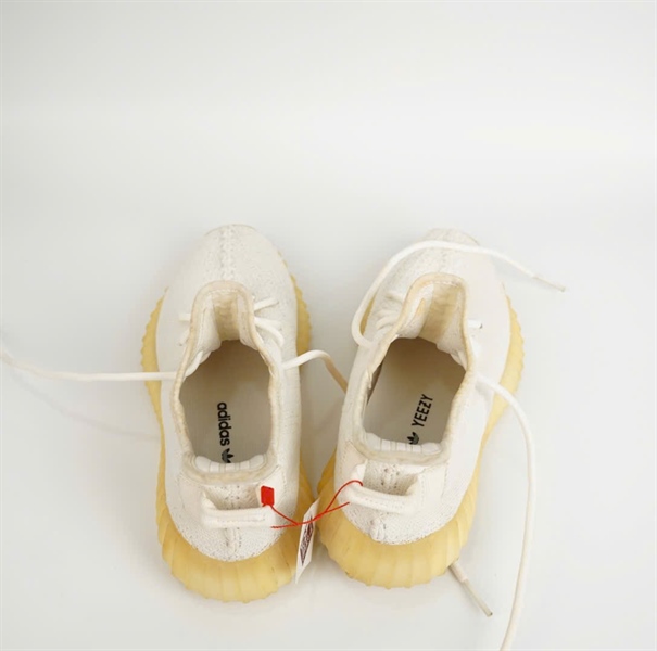 Giày Adidas trắng đế vàng size 38 KG+