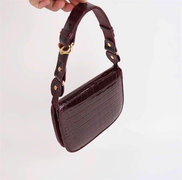 Túi Cartier màu nâu đỏ sz22 KG +