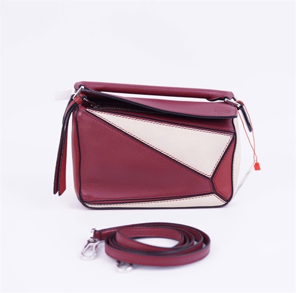 Túi Loewe màu đỏ tím sz17 +