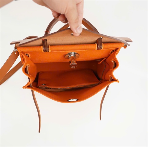 Túi Hermes Herbag Zip nắp nâu nền xanh lá kèm ví size 31 +