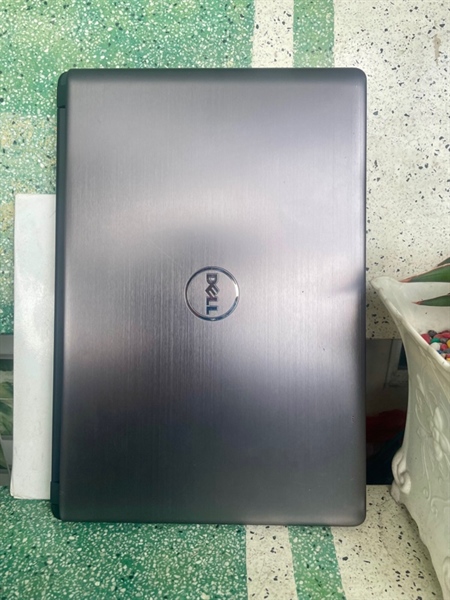 Dell Vostro 14-5480 Core I5 5500, Ram 8G, Ssd 128gbPin tốt. Màn 14”. Máy màu xám.