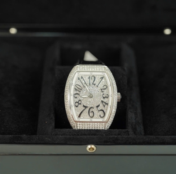 Đồng hồ Franck Muller mặt vuông đính đá quai đen (N3390 V32QZ) +