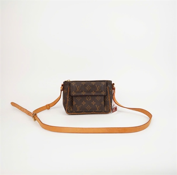 Túi LV đeo chéo hoa nâu lòng đỏ sz18 +