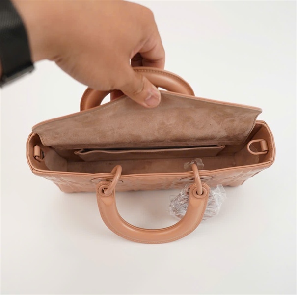 Túi Dior Joy kim cương màu be 2 strap (10-MA-0272) sz25 +