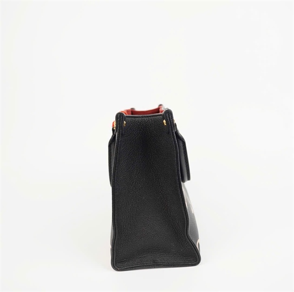 Túi LV Onthego hoa trắng nền đen sz25 (HC) +