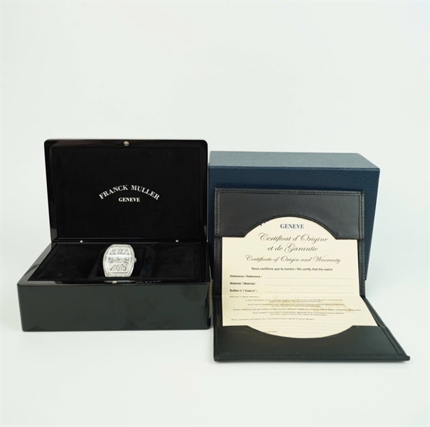 Đồng hồ Franck Muller mặt vuông đính đá quai đen (N3390 V32QZ) +