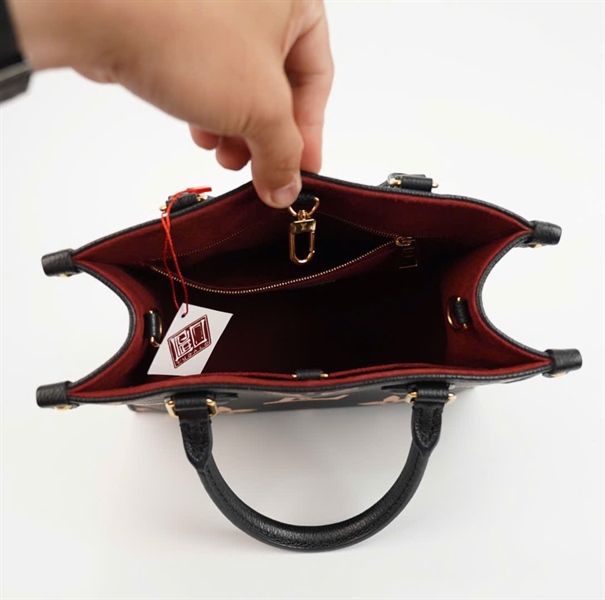 Túi LV Onthego hoa trắng nền đen sz25 (HC) +