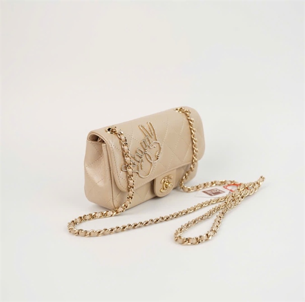 Túi Chanel Pre- Owned ( 23568954) màu be tai thỏ sz16 +