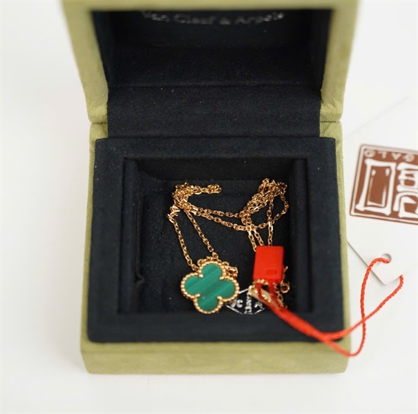 Dây Chuyền Van Cleef & Arpels cỏ 4 lá vàng 18k KG+