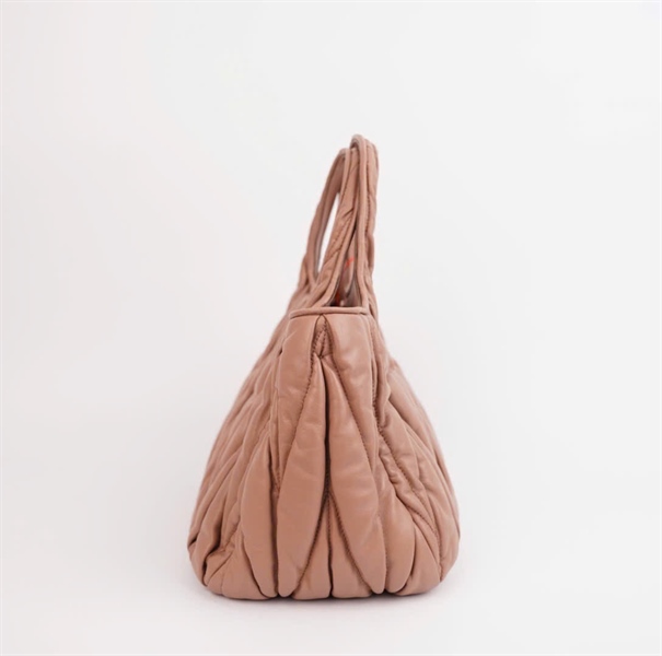 Túi Miu Miu màu be ( 2strap) size 24 KG+