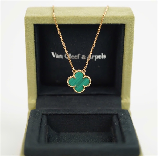 Dây Chuyền Van Cleef & Arpels cỏ 4 lá vàng 18k KG+