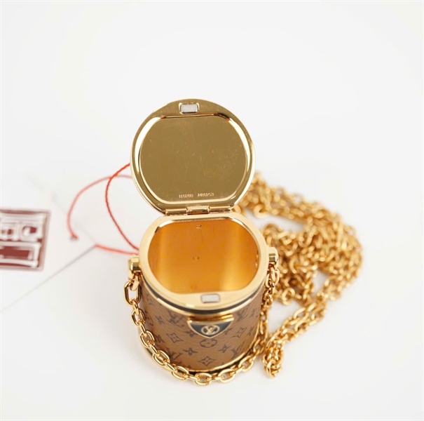 Charm LV hoa nâu ( HC) +