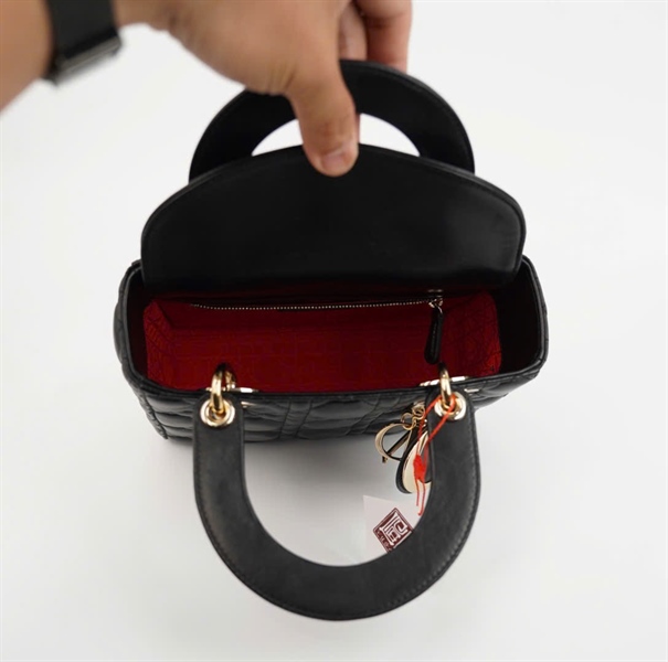 Túi Dior Lady vân đen lòng đỏ sz S ( LHT) +