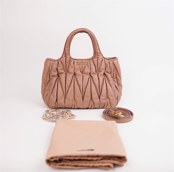 Túi Miu Miu màu be ( 2strap) size 24 KG+