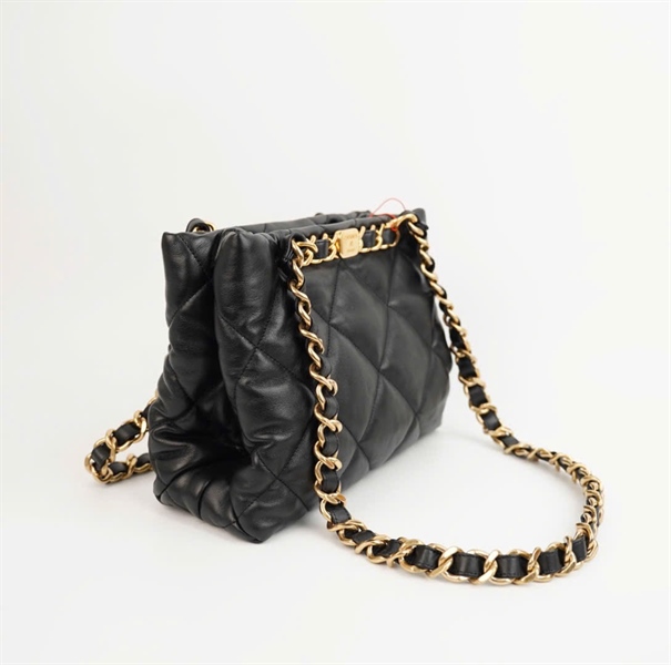 Túi Chanel (code AAP7 JNHG) màu đen size 24 KG+