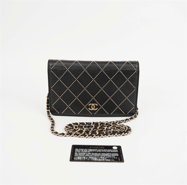 Túi Chanel Boy đính đá ( 27496293) sz18 ( LHT) +