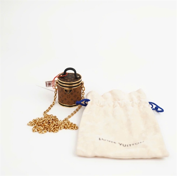 Charm LV hoa nâu ( HC) +