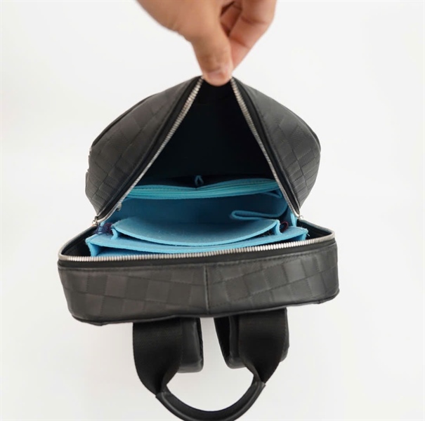 Balo LV đen có lót form (BMC) +