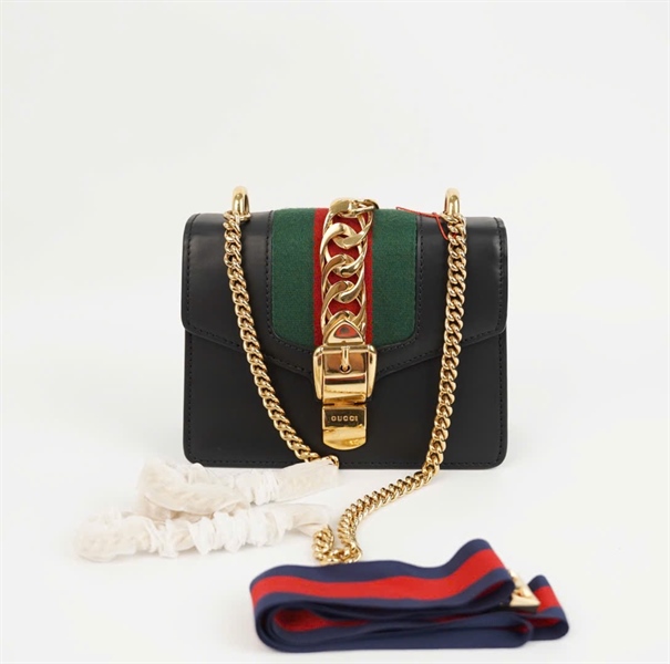 Túi GG sylvie đen size 19 (BMC) +