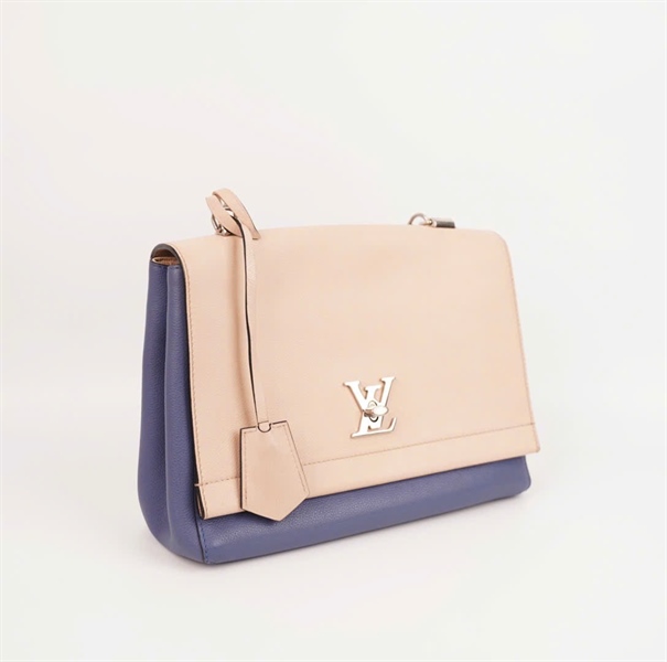 Túi LV nắp màu nude nền xanh dương size 28 (BMC) +