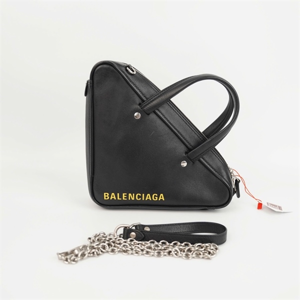 Túi Balenciaga Triangle đen lòng vàng tam giác size20 (BMC) +