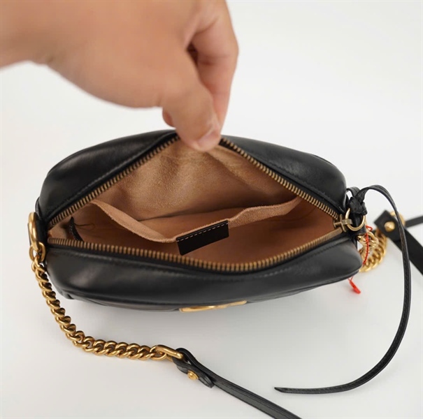 Túi GG đeo chéo đen size 18 (BMC) +