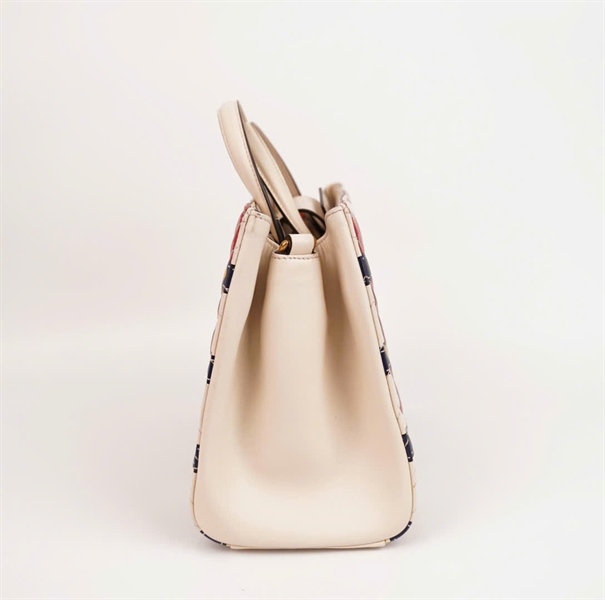 Túi GG Handle trắng đỏ (448054467891) sz26 (BMC) +