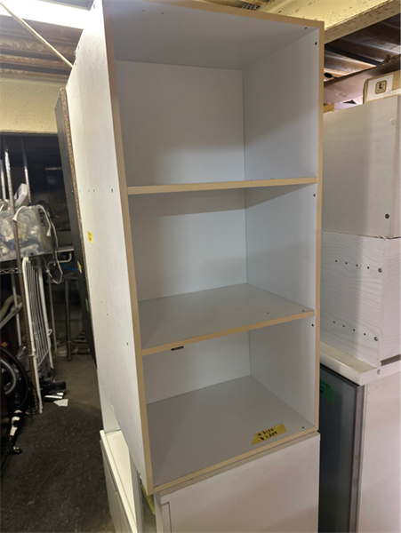 Kệ 3 ngăn trắng hơi ố