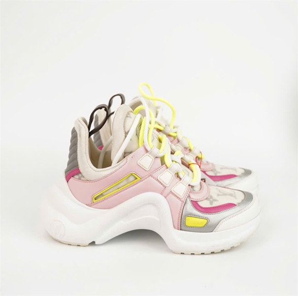 Giày LV hồng size 36 (Manly ) KG+