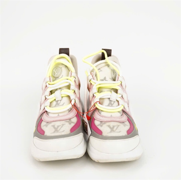 Giày LV hồng size 36 (Manly ) KG+