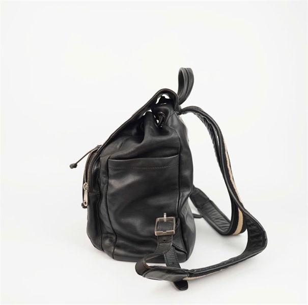 Balo Bally màu đen dây rút quai đeo trắng đen (KG) +