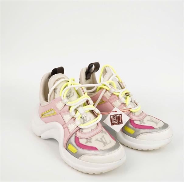 Giày LV hồng size 36 (Manly ) KG+