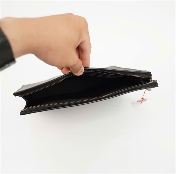 Túi LV Clutch nền xám hoa đen sz26 (KG) +