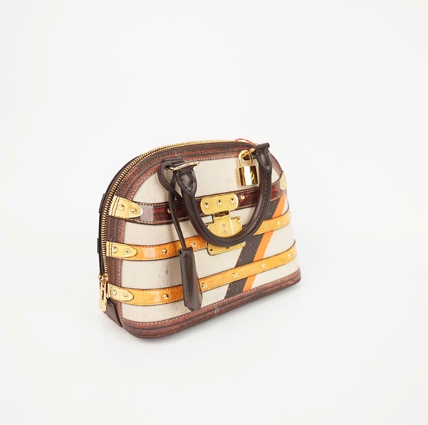 Túi LV Alma màu trắng viền nâu kèm ổ+ chìa sz22 (FL2188) ( HC) +