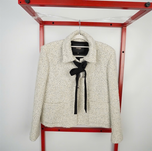 Set bộ Maje trắng muối tiêu viền đen sz40 (KG) +