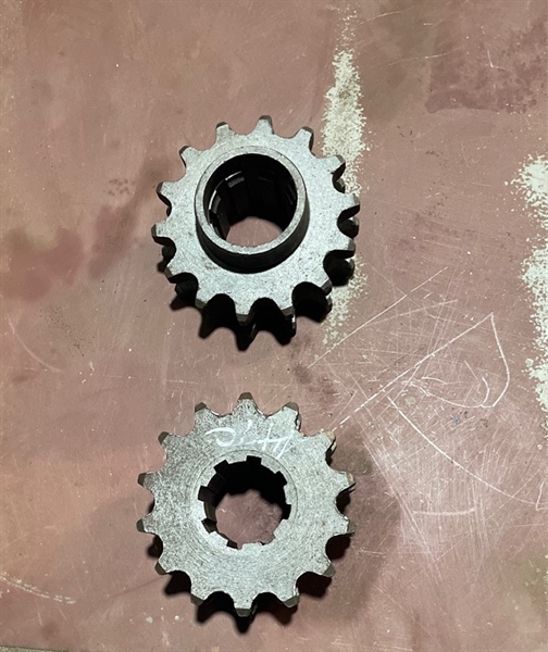 Bánh răng nhông xích phay tàu chậm 14R