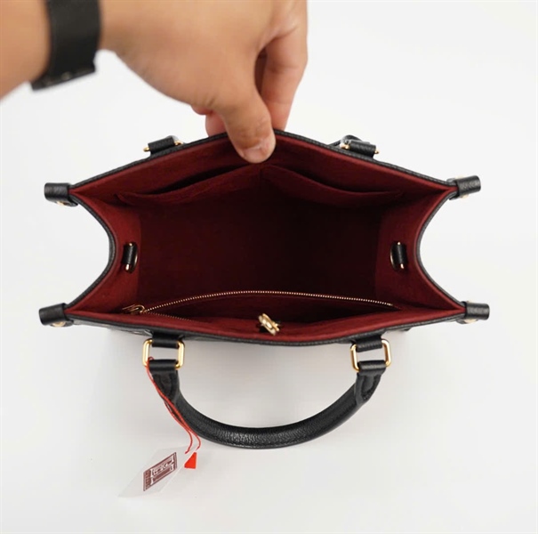 Túi LV Onthego nền đen hoa trắng (HC) +