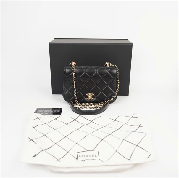 Túi Chanel đen quai tròn (24023118) sz18 (HC) +